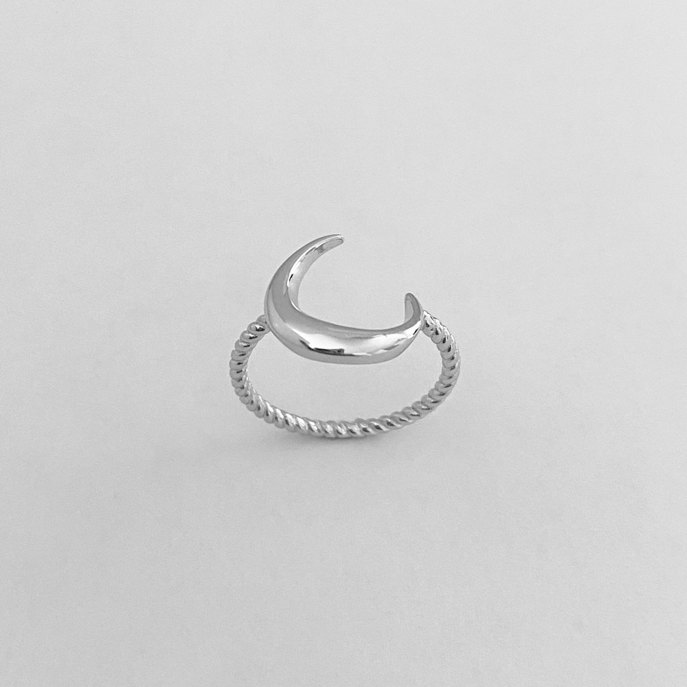 🌙TOP SELLER🌙 Sterling Silver Crescent Moon Ring - Picture 3 of 15